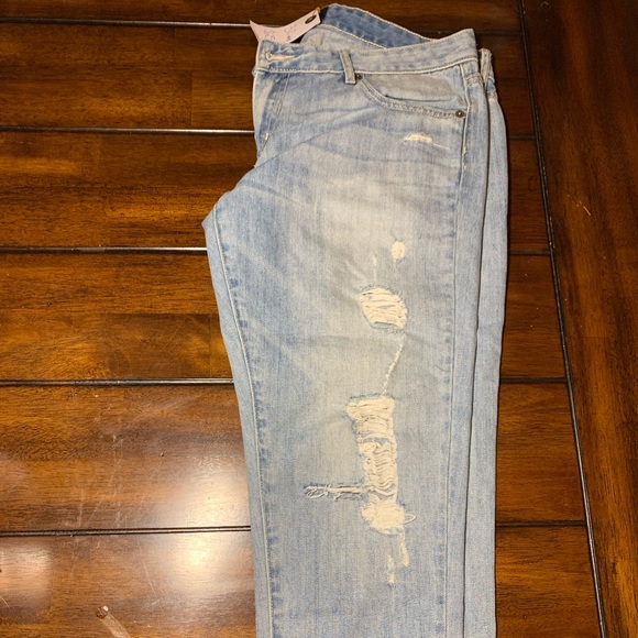 Cropped Boyfriend Jeans